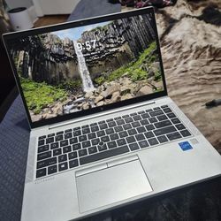 HP Elitebook 840 G8 512GB SSD, 16GB RAM, 11th Gen i5