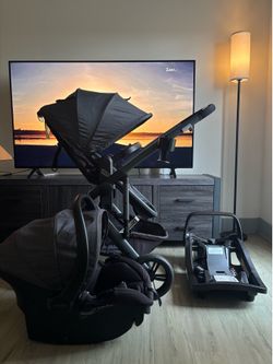 Evenflo Pivot Suite stroller