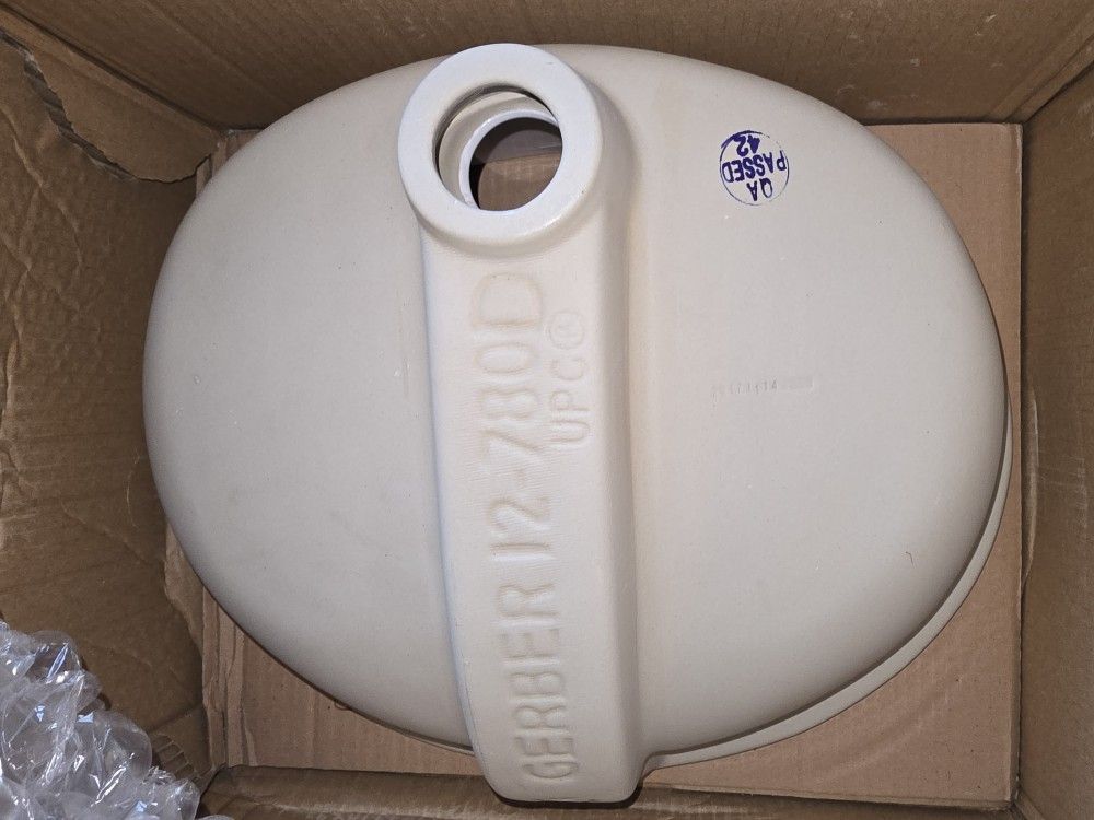 Brand New Gerber Luxoval 12-780D Undermount Bathroom Sink – 19"x16" – White