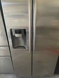 Frigidaire Refrigerator 