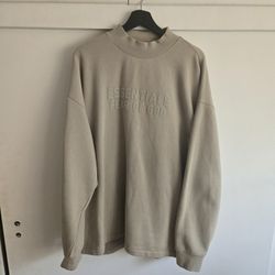 FEAR OF GOD ESSENTIALS
logo-print crewneck sweatshirt