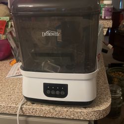Dr browns Bottle Sterilizer And Bottle Dryer 