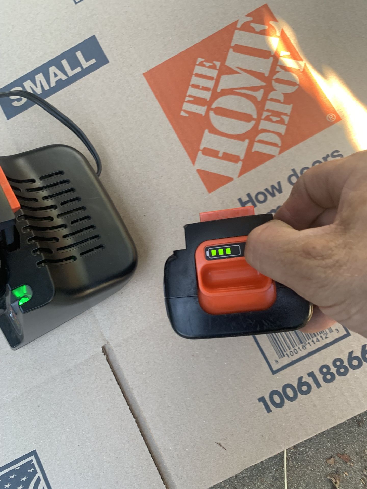 Black & Decker 40v Lithium Batteries And Charger