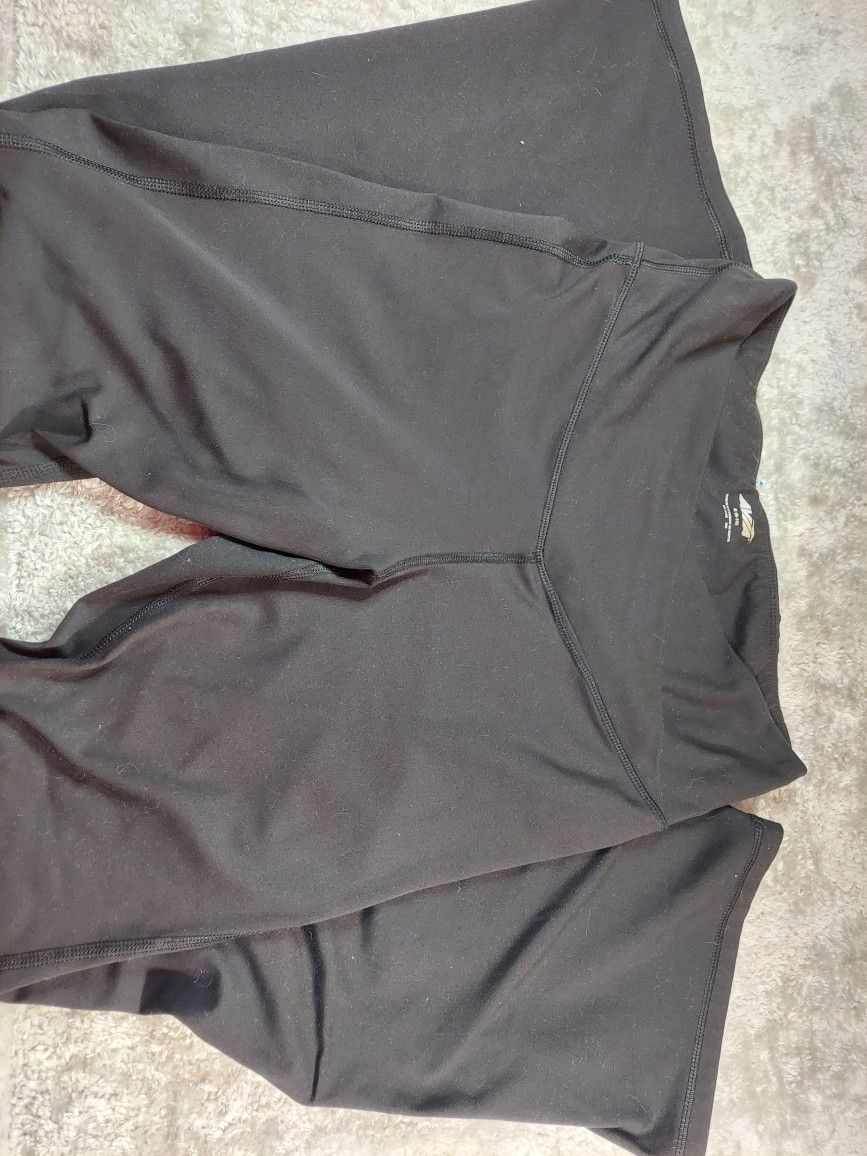 Avia Woman's High Waisted Leggings Must Pick Up