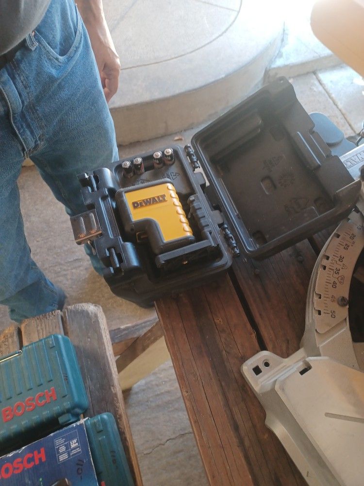 Dewalt Laser