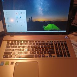 Laptop Toshiba Satellite Intel core i7