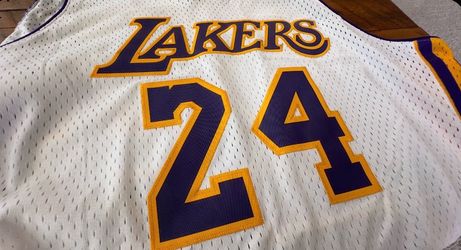 kobe bryant adidas authentic jersey XL