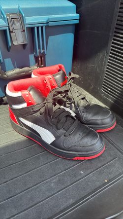 Boys shoes