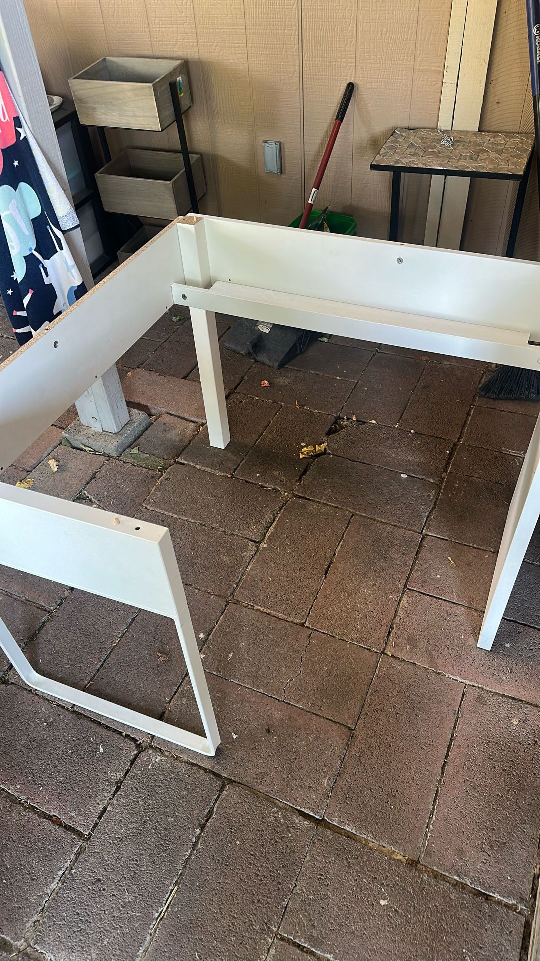 L-Shaped Computer Desk