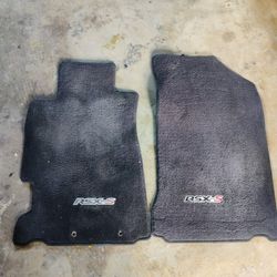 Selling use Black 02-06 Acura RSX Type S Floor Mat Set  - Front Drivers And  Passenger Are Only.