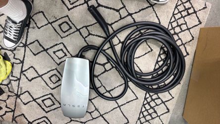Tesla charger