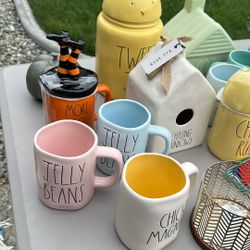 Rae Dun  Ceramics