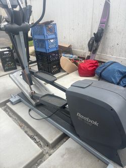 Reebok RL 900 Elliptical Trainer