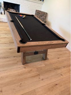 Pool table