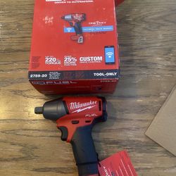Milwaukee 1/2 Impact Wrench 