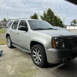 2011 GMC Yukon Denali