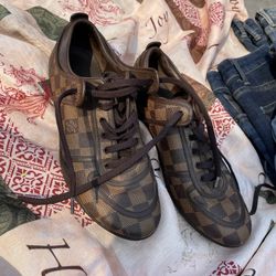 Authentic Louis Vuitton Shoes 