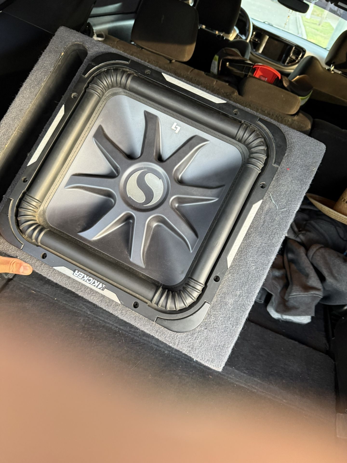 L7 Kicker Solid Basic 15” Ported Box 1800watts Ported Box Used