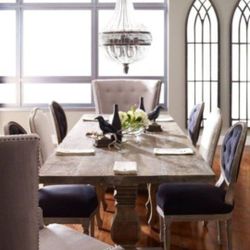 Gorgeous Extra Large wingback Tufted Linen Upholstered Arms Chair/one Chair!
