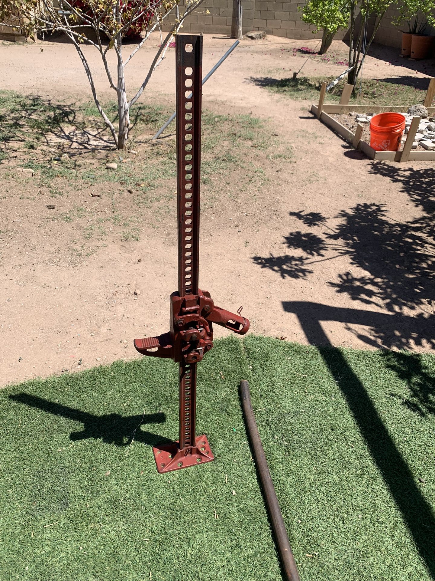 Hi-Lift Jack HL-485 48" Red All Cast Jack