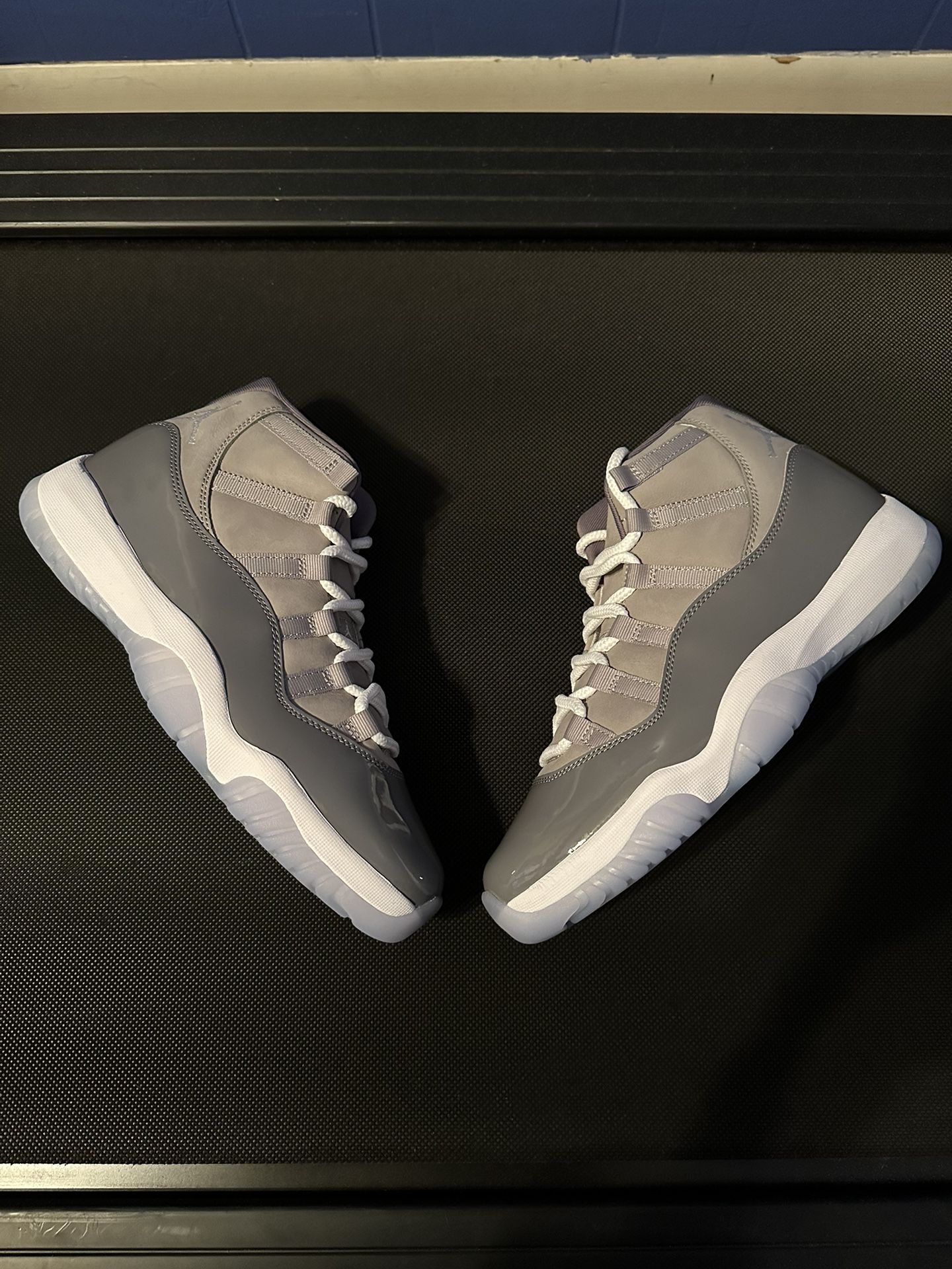 Jordan 11 Cool Grey Size 9.5