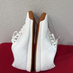 Reebok Classic White Leather Low top Women Tennis shoes Size 8.5