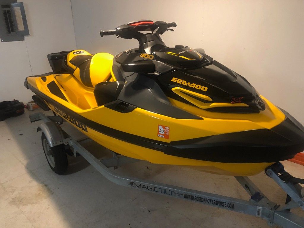 2021 SeaDoo RXT-X