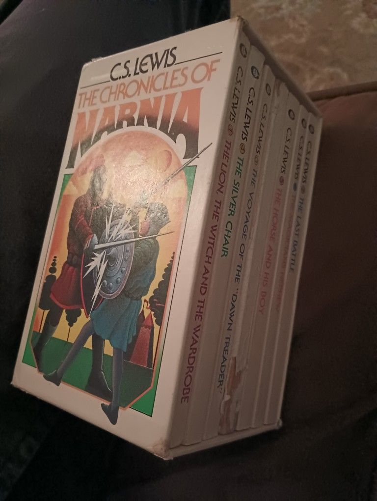 Chronicles Of Narnia 7-Book Box Set By C.S. Lewis