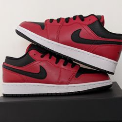 Air Jordan 1 Low Reverse Bred Size 5.5y