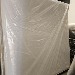 Brand New  King Set $239 >> Mattress And Box Spring