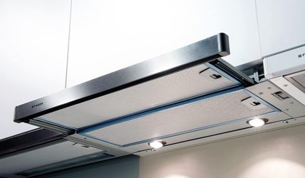 NEW IN BOX Faber Cristal Collection CRIS24SS 24" Under Cabinet Range Hood w 3-Speed/300 CFM Blower