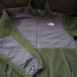The North Face Denali Jacket - boys Size L