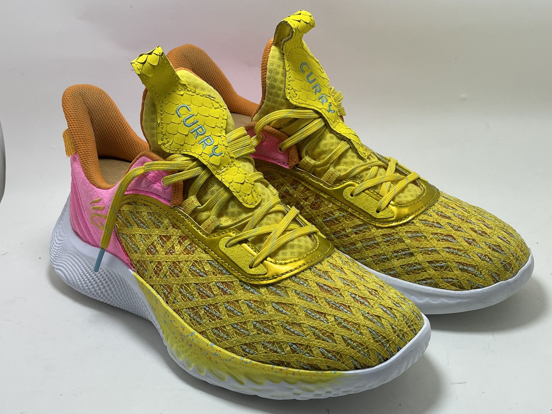 Under Armour W12Curry Flow Sesame Street Big Bird