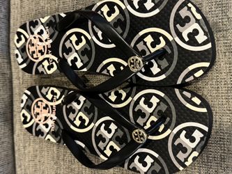 Tory Burch Flip Flops Size 6