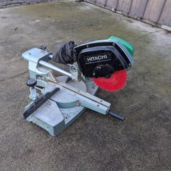 Hitachi C8FB2 8-1/2" Sliding Compound Miter Saw - Made in Japan 