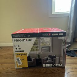 Air conditioner Brand New In the Box 