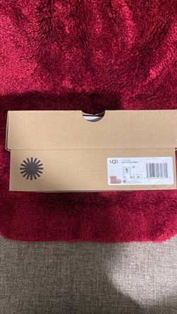 UGG Kids Classic Mini II Boots Size 1