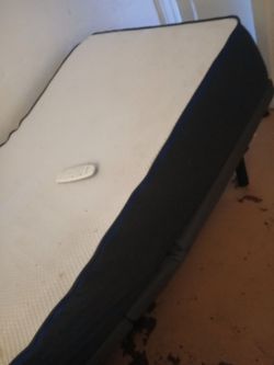 For sale bed 4,000