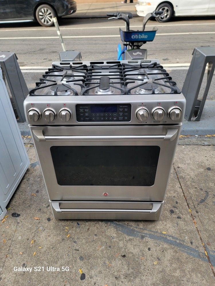 General Electric 30-inch Stove