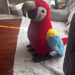 Cute Macaw Plushy