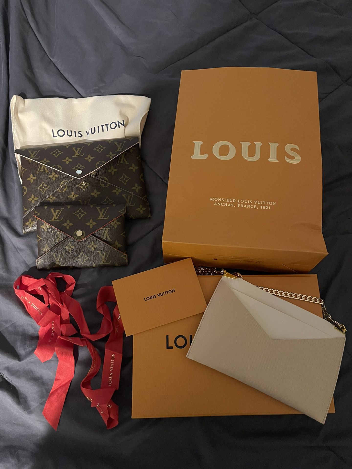 Louis Vuitton Kirigami Pochette Medium Envelope (Beige Monogram Canvas)  France for Sale in Paramount, CA - OfferUp
