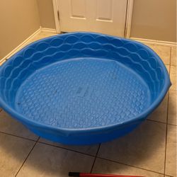 Plastic Pool 