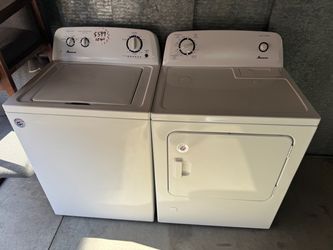 AMANA TOP LOAD WASHER & GAS DRYER