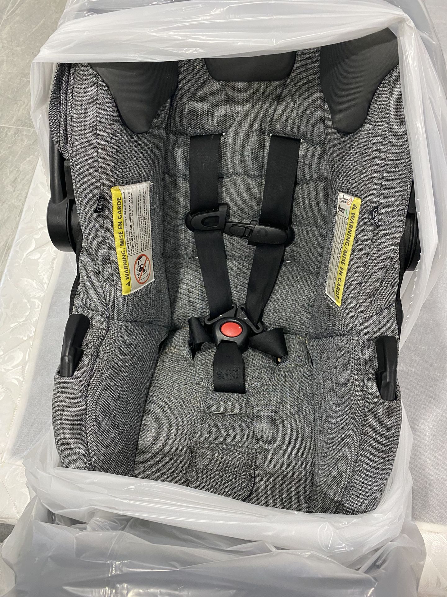 Even Flo Car Seat With Base