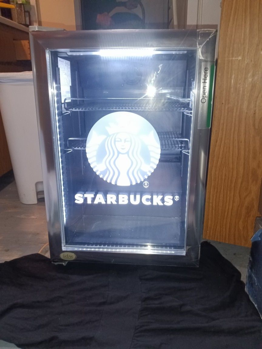 Beautifuly working Mini Fridge Perfectly For You