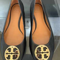 Brand NEW! Tory Burch Flats 