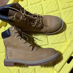 Timberland Boots Size 4.5 Men’s 