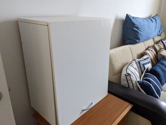 $8🌟 Storage Gabinet Solid White Wood - Like New