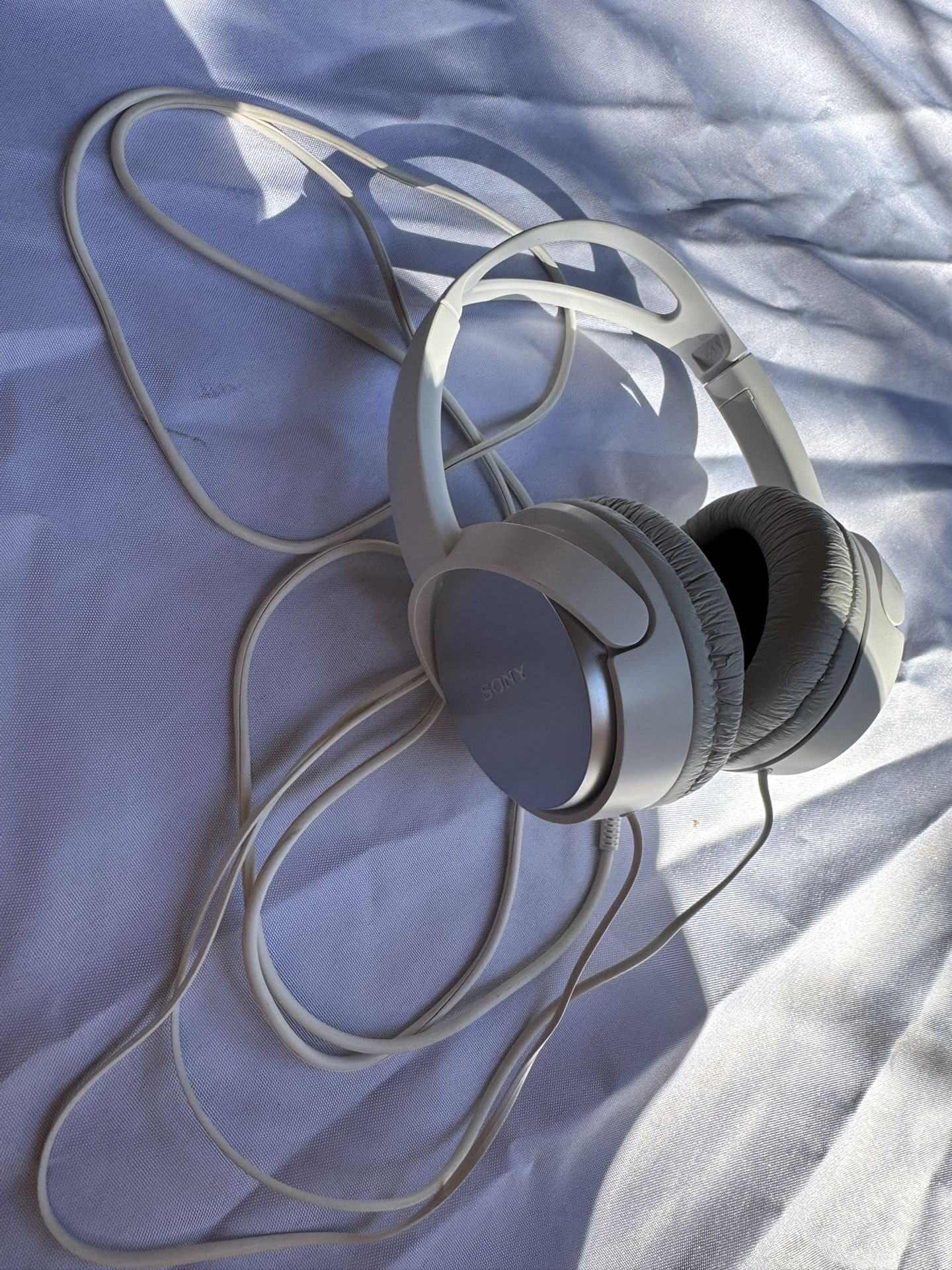 Sony MDR-ZX110 Overhead Headphones - White