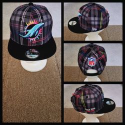 MIAMI DOLPHINS NFL FOOTBALL 🏈 SNAPBACK HAT. 